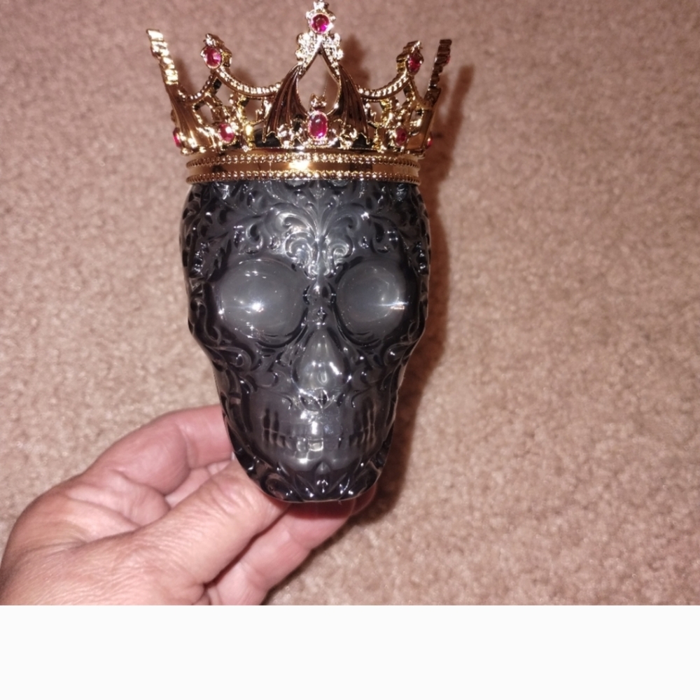 Skull warmer nightlight